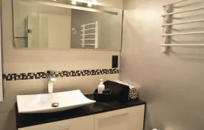 Gorgeous Home In Romery With Kitchen - Image 3