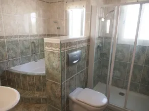 5 minuti a piedi spiaggia di sabbia Grande piscina TV WiFi Airco 5 camere 2 Kitch Vicino al negozio / bar - Image 2