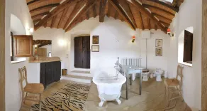 Medieval Tuscan Castle  with 8 bedrooms for 18 guests - Image 5