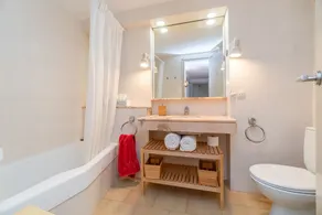 Apartment with incredible sea view - Image 3