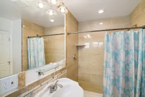 Incredible 2BR Oceanside Condo w/Ocean Views - Image 5