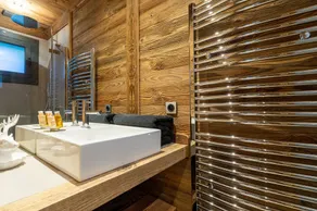 Chalet Vue sous cet Angles - Image 3