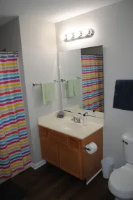 Quit, Cozy, Pet Friendly Condo - Image 5