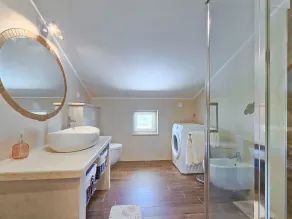 Beautiful apartment for 6 guests with WIFI, private pool, A/C, TV and terrace - Image 2