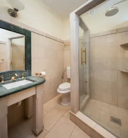 5 bedroom Beach Front villa on Peljesac. Stunning beach.1st ROW. AMERICAN OWNER - Image 3