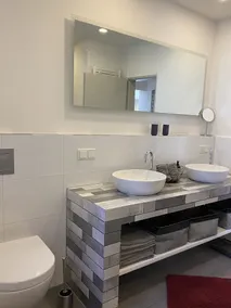 Very nice newly renovated holiday home with a large garden and terrace - Image 3
