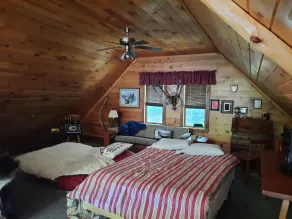 Beautiful 3 bedroom adirondack log cabin - Image 4