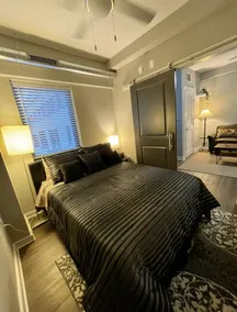 Cozy Heart of Buckhead Loft - Image 4