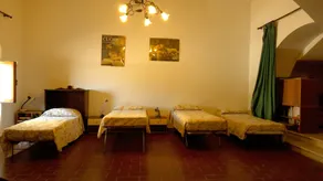 Casa Grande (170 metros quadrados), com jardim, a 5 minutos do mar em um monte de vinhas - Image 2