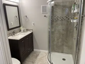 Lovely private guest suite w/hot tub/grill/kitchenette - Image 2