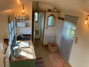 Shepherds Hut & Swedish Sauna -  Countryside View - Image 5