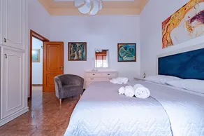 La Yucca - Image 4