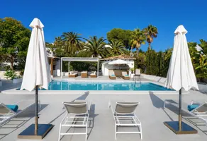Villa Bonita • Spacious & Hotel-style & Seaviews - Image 3