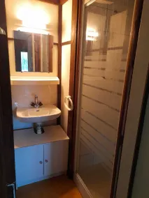 Wooden chalet for 4 people - Image 3
