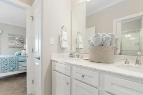 Beach Getaway: Stunning, Family-Friendly w/ Pool. Walk to Shopping + Dining - Image 5
