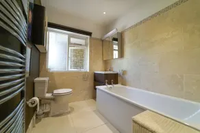 Fabulous country retreat , lovely house , hot tub and set in beautiful gardens - Image 5