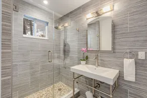 SEA FOREVER ~  Downtown Ocean View Home w/ 3 BR, 3.5 Ba w/ Pool! - Image 3