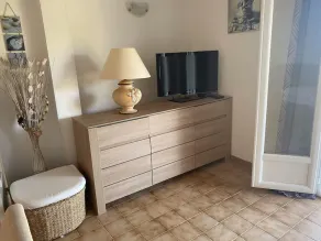 Unterkunft im Erdgeschoss einer Villa in Piana - Image 2