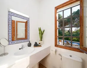 Villa in Costa Brava With Private Pool - Image 2