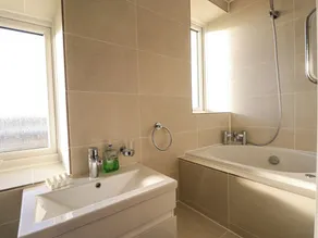 The Lighthouse Keepers Cabin - Image 2
