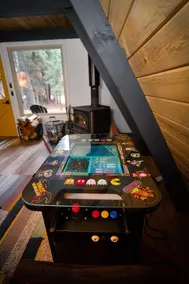 Moonshine Digs is the retro A-Frame of your dreams! Hot tub, record player, games, TVs and peace and quiet all nestled in the heart of the Cascade Mountains with Lake Cle Elum access. - Image 4