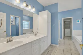 Large Tybee Vacation Home With Private Pool! Walk to Beach, By Southern Belle Tybee - Image 2