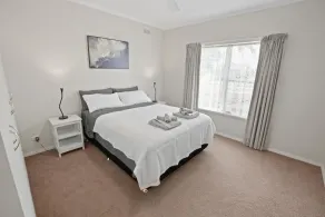 This cosy home invites you in as soon as you open the door - Image 4