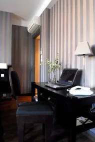 The Originals Boutique, Hôtel Auberge du Forgeron, Lille Sud - Image 2