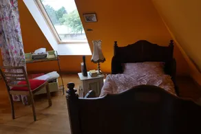 Kleine Villa im wilden Garten - Image 4