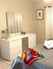CENTRAL APARTMENT 5 MINUTES FROM THE AIRPORT - Image 3