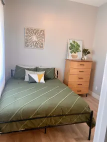 Modern Guest House in Great Central Location! - Image 5