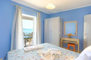 Alexandra, Renovated, for 4, near Kaminaki beach, A/C, WiFi - Image 4