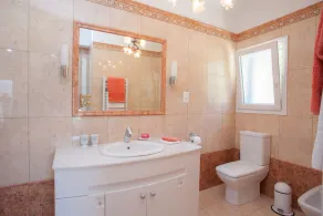 Luxurious Private Villa Artemis, Vlycho, Near Nidri.    Sleeps 6-7   Lift. Pool. - Image 2