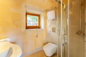 Impressive & Beautifully Restored House - 2 Self-Contained Suites, Private Pool & Stunning Views! - Image 3