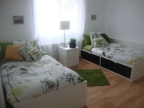 Beautiful Apartment on Brier - Image 4