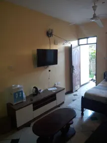 Home Away from Home in this Cosy One Bedroom Apartment - Image 3