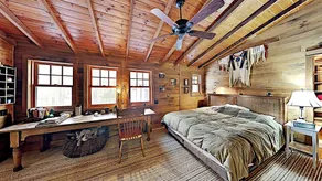 Rustic Elegance Beautiful cabin with screen porch on clear, private lake - Image 5