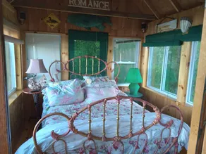 Lakefront Cabin on beautiful Unity Pond in Burnham, Maine - Image 5