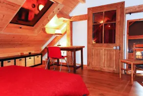 Magnifique maison savoyarde au bord du lac d'Annecy à 2 minutes de la plage - Image 5
