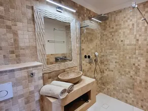 Villa Vallon Gulf of St Tropez, 10min walk to beach, renovated 2023 - Image 5