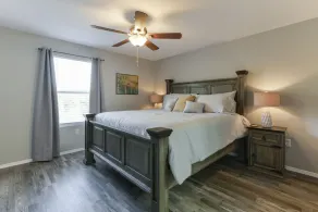 Mercy's Hideaway - Open Pool! Relaxing & Chic! Prime Location w/ Natural Views! - Image 5