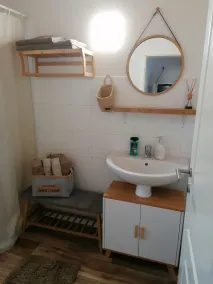 Comfortable vacation apartment with bike storage, located just 6 km from the beach - Image 4