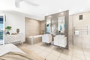 100 steps to the beach. Our modern Sunshine Coast home accommodates 12 guests - Image 3