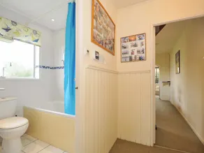 AVOCA, family friendly in Rock - Image 2