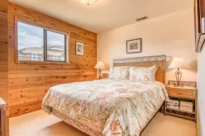 Instant Beach Access, Gorgeous Ocean Views from this 4 Bedroom in Manzanita! - Image 2