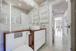 Apartment with spa and bbq - Image 3