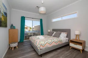 Xanadu ~ Aldinga Beach - Brand New Large Family Entertainer with Sea Views - Image 5