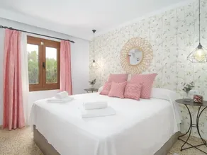 Dorfhaus für 6 Personen in Cala Llombards. - Image 3