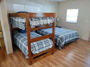 Big Mountain Cabins with direct access to Windrock Riding Park - Image 3