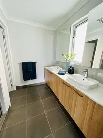 Casa Amalfi BRAND NEW Modern 5 bedroom beach house - Image 3